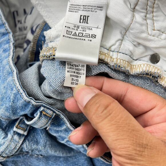 GAP Curvy Cheeky Straight Cut-off Jean Shorts Women's 10 30 - Picture 7 of 8